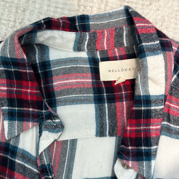 Super Soft Plaid Button Down - Picture 3 of 5
